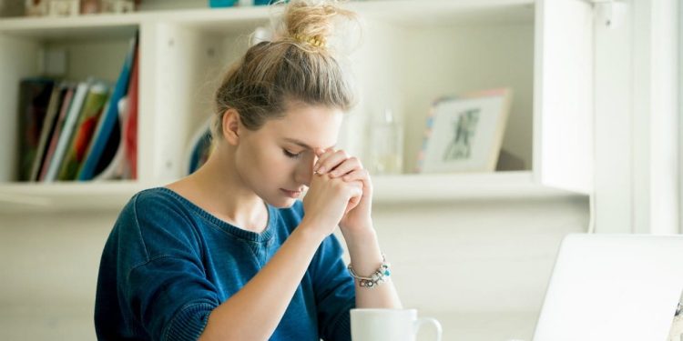 A Prayer To Fight Discouragement